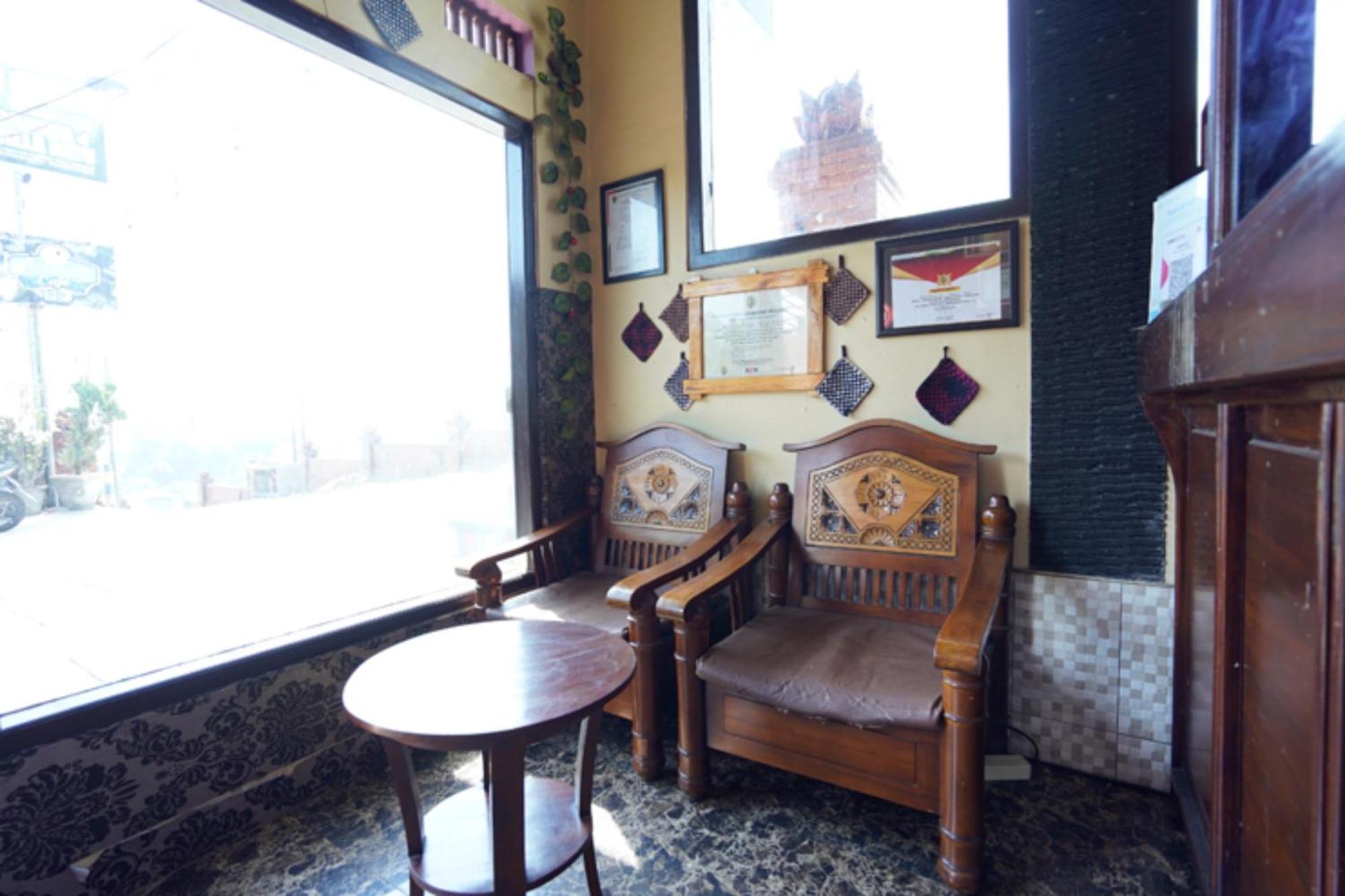 Oyo 927 Carina Hotel Claket Bagian luar foto