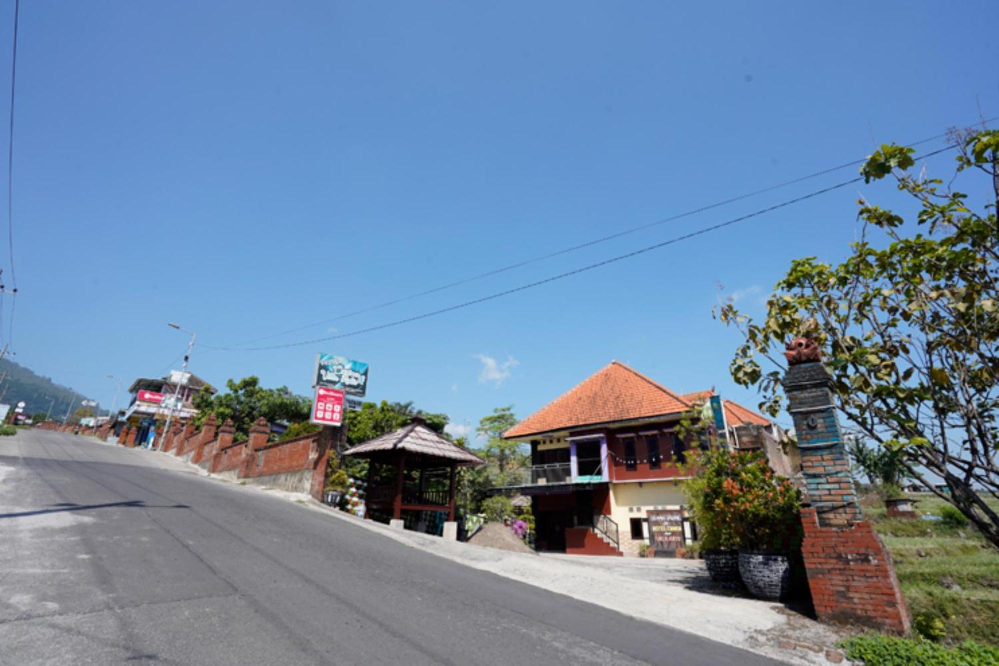 Oyo 927 Carina Hotel Claket Bagian luar foto